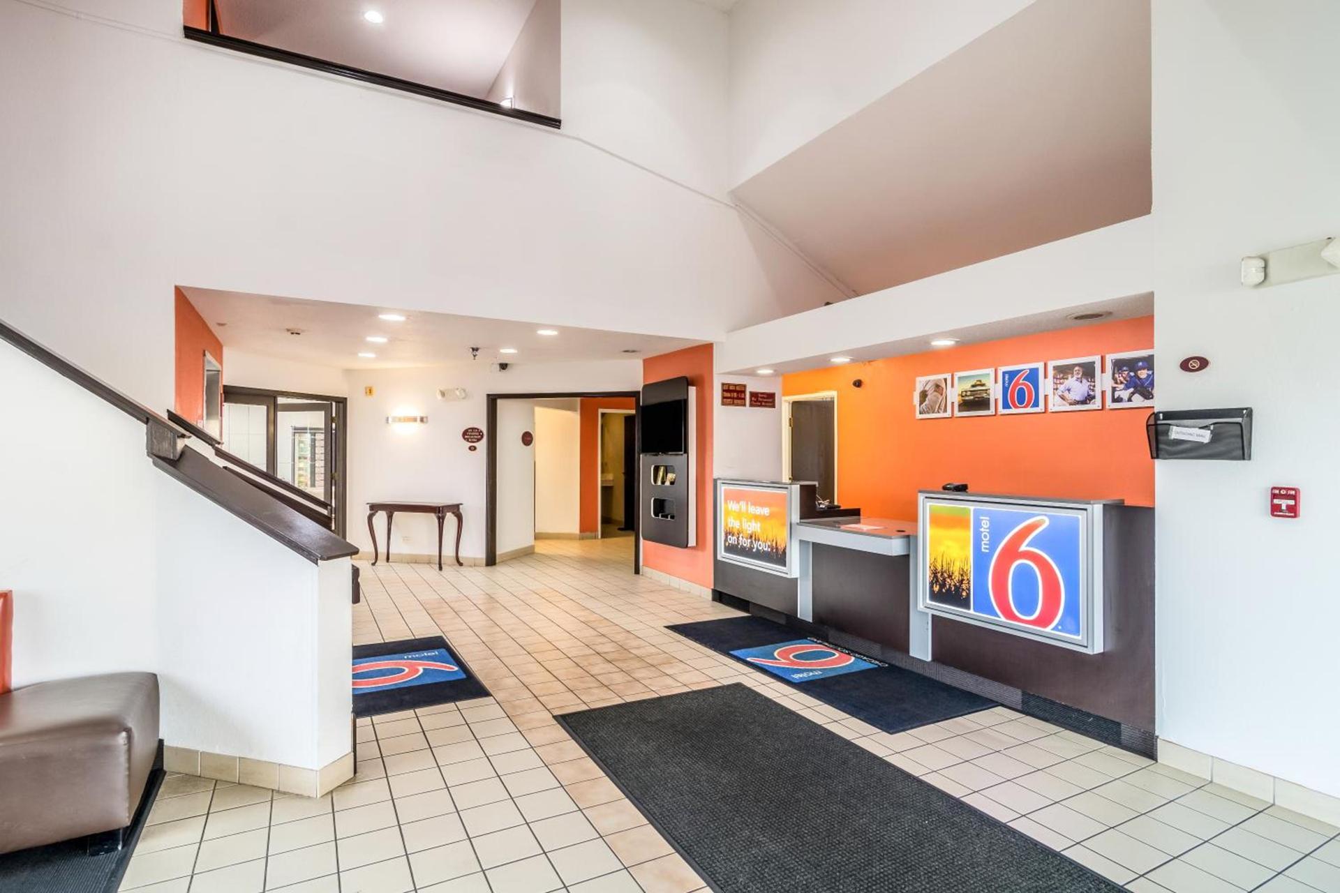 Motel 6-Harvey, IL photo 48