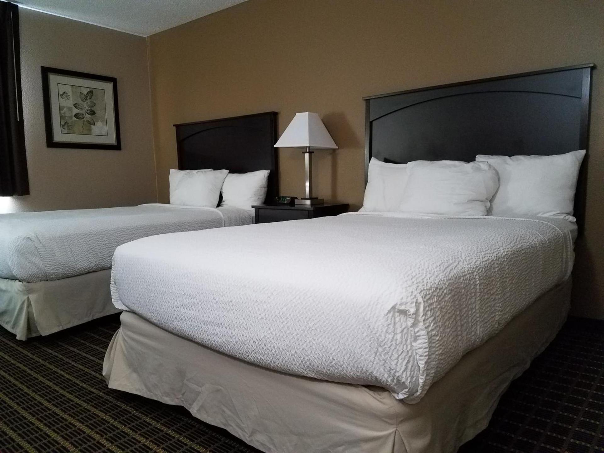 Americas Best Value Inn and Suites Bismarck photo 21