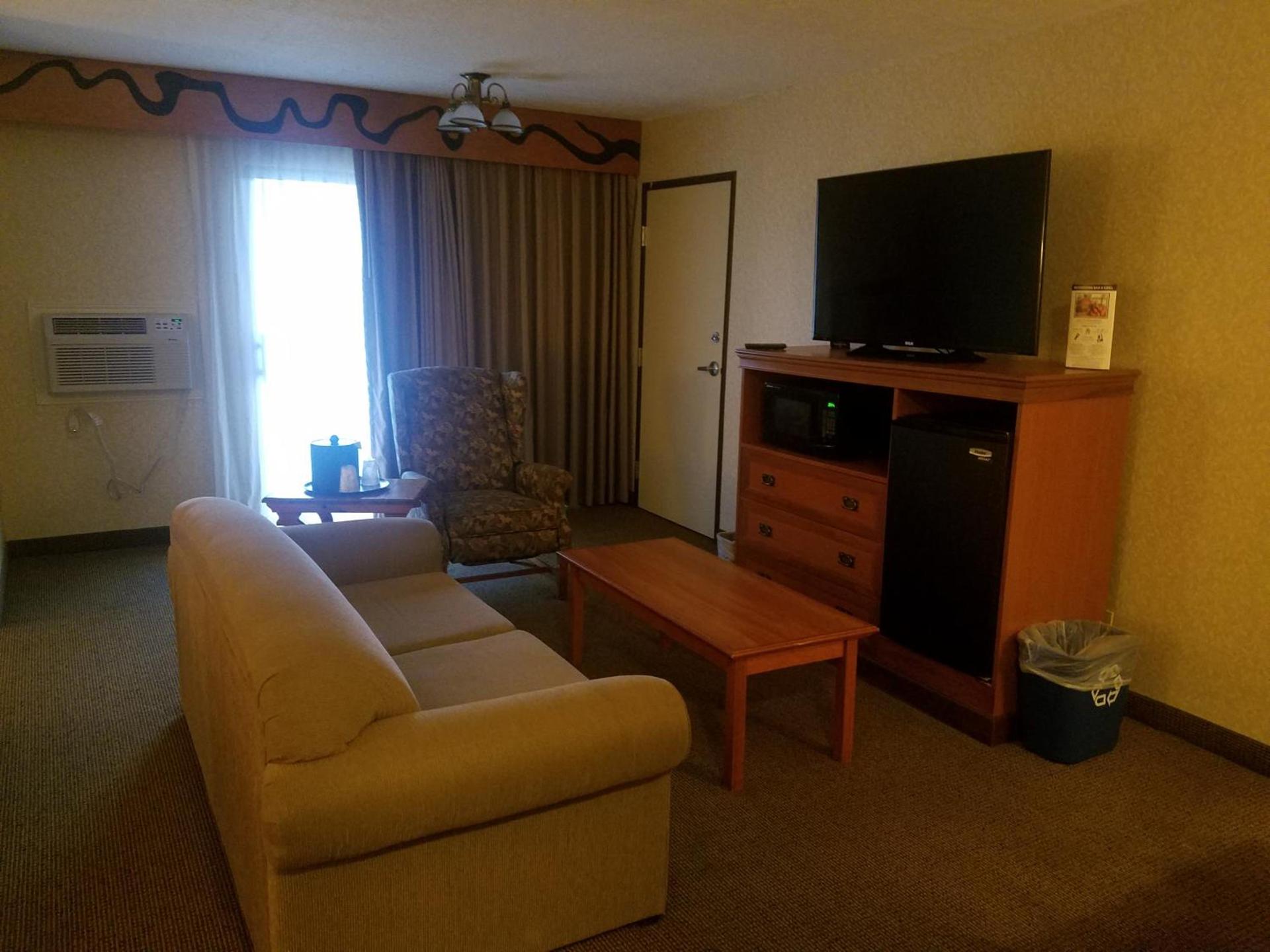 Best Western Plus Rivershore Hotel photo 61