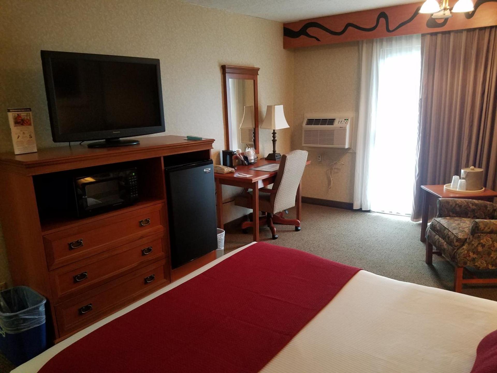 Best Western Plus Rivershore Hotel photo 49