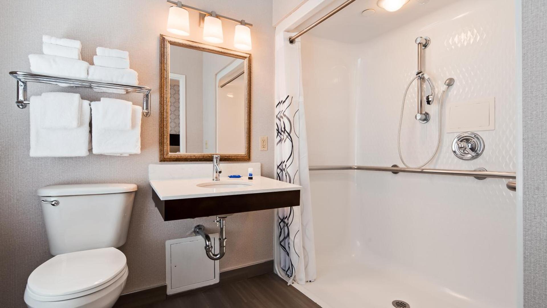 Best Western Plus St. Christopher Hotel photo 71