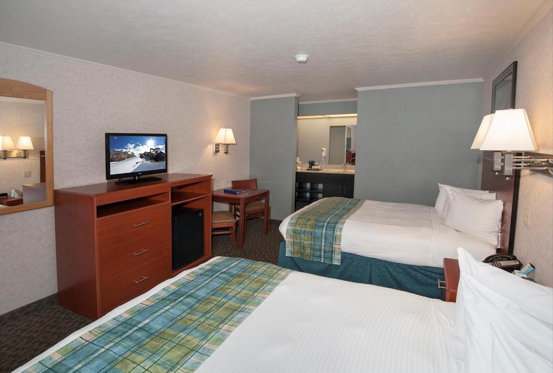 Brandin' Iron Inn photo 20
