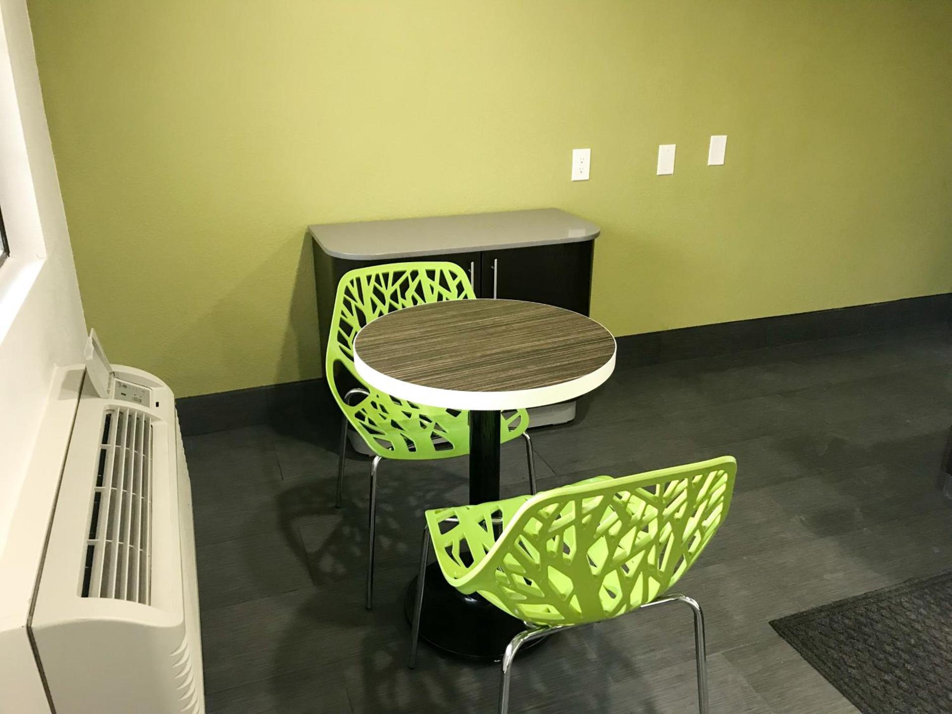 Studio 6-Buttonwillow, CA photo 33