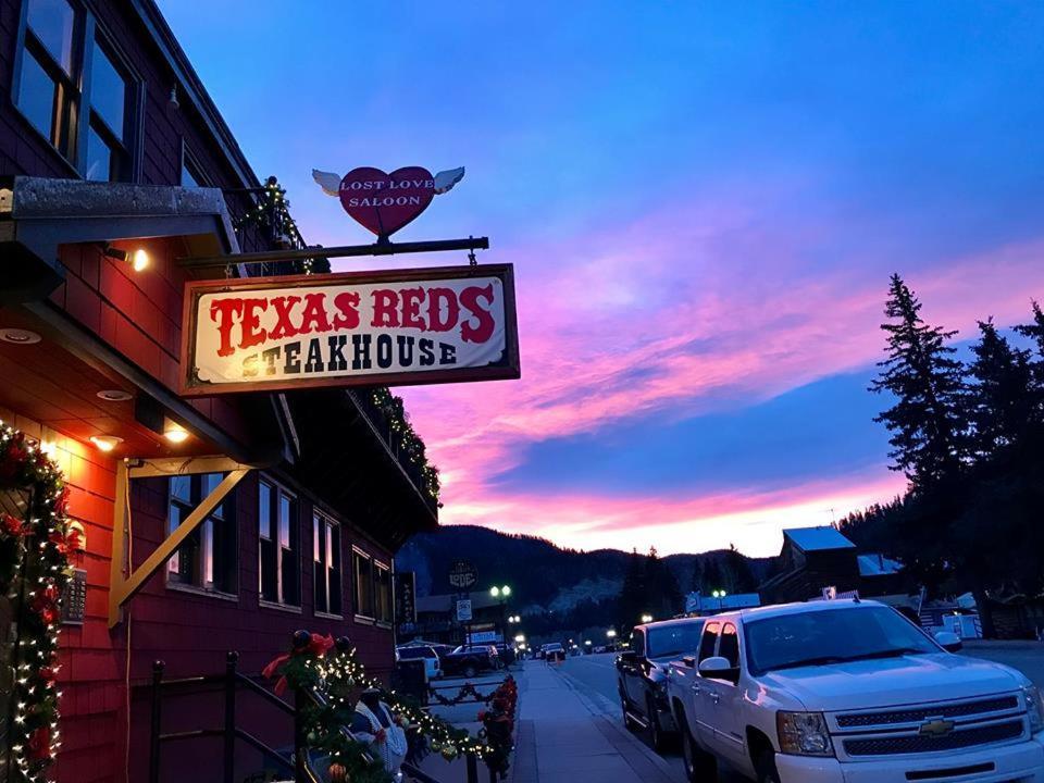 The Lodge at Red River photo 25
