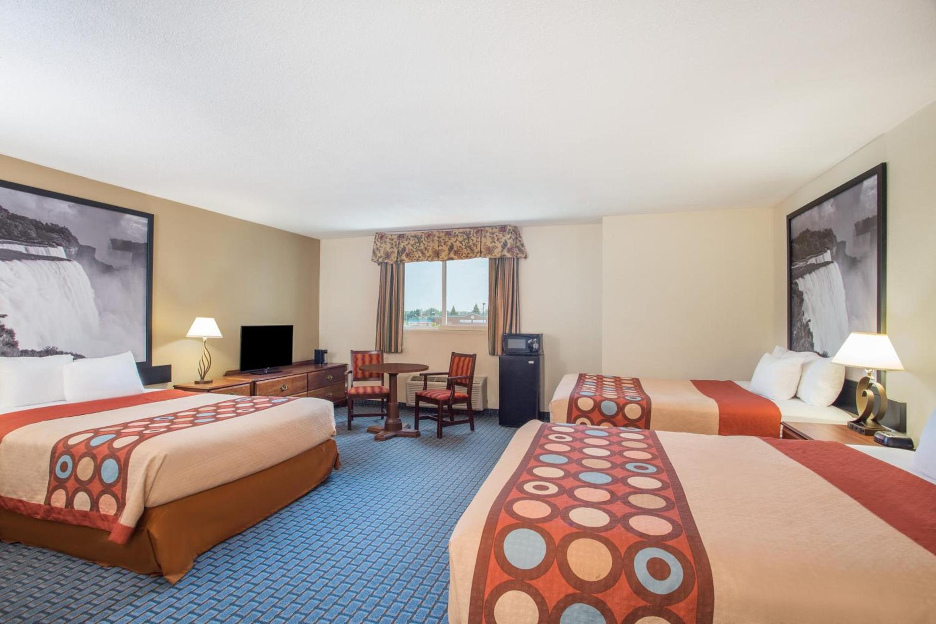FairBridge Inn Express Buffalo Airport Williamsville photo 9