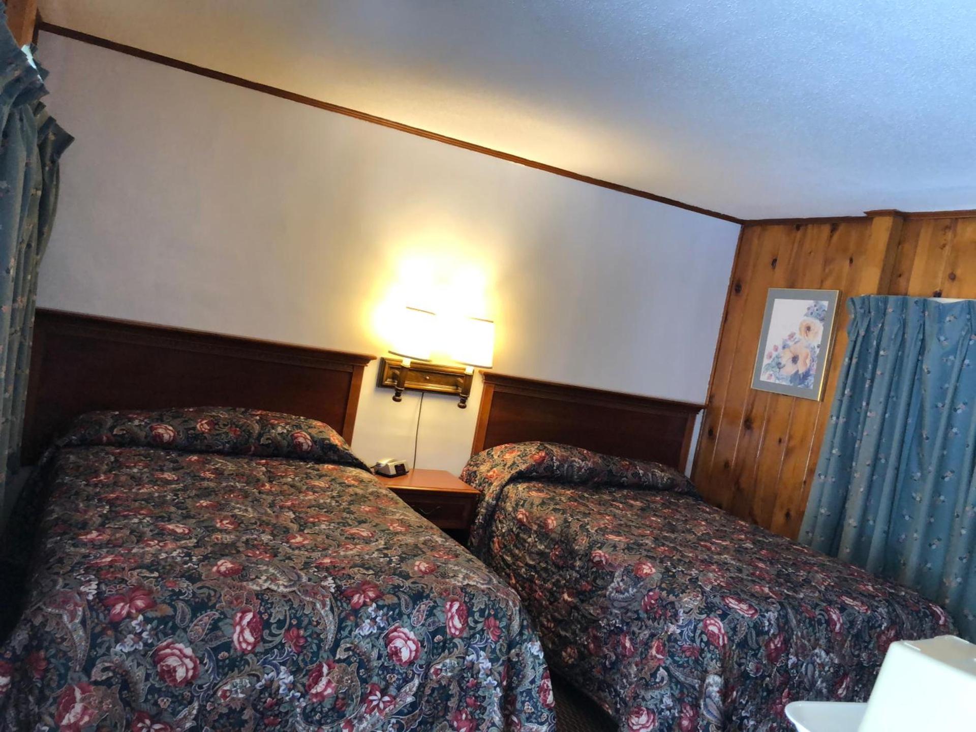Sun N Snow Hotel photo 40