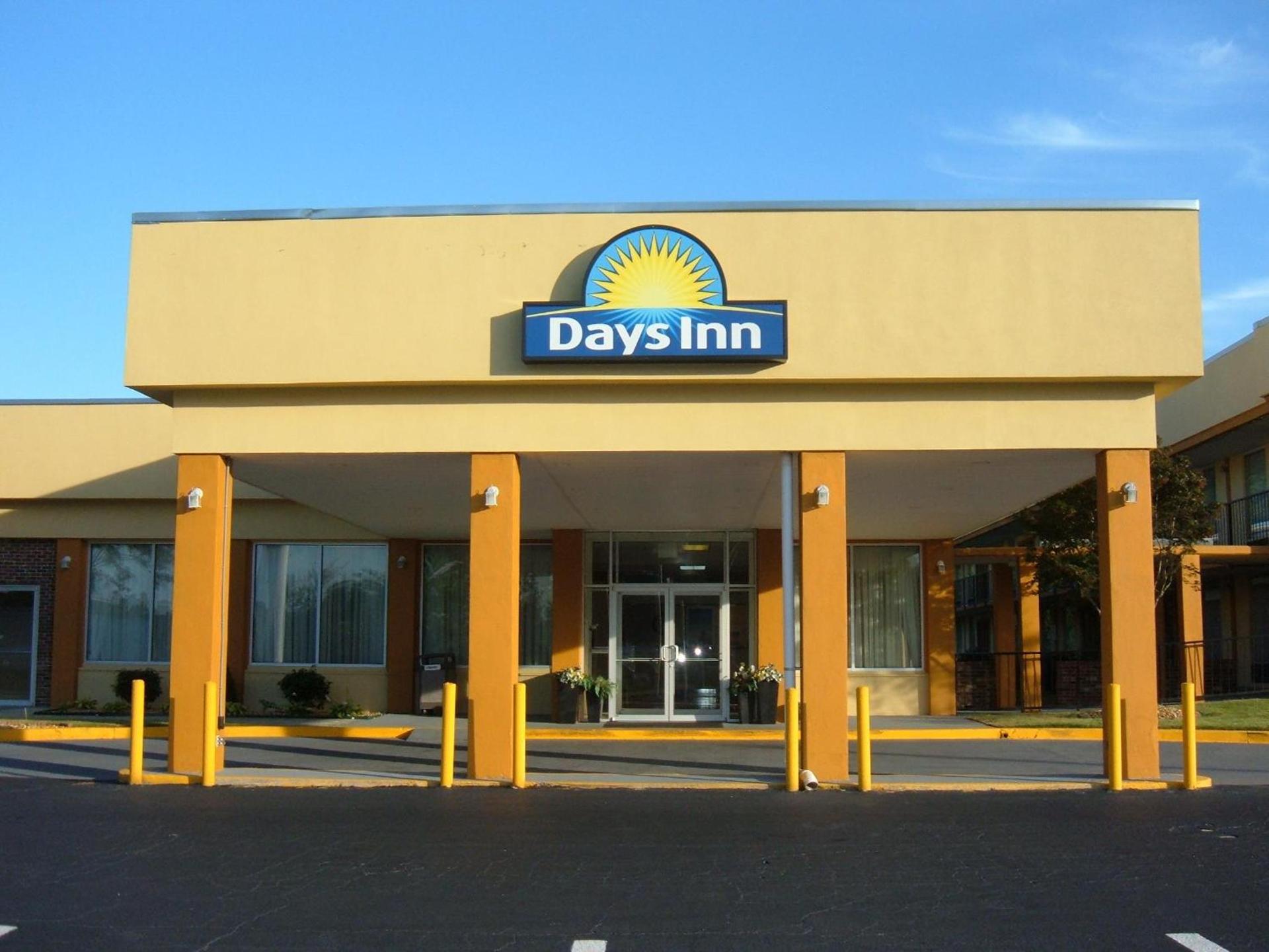 Days Inn by Wyndham Madison photo 18
