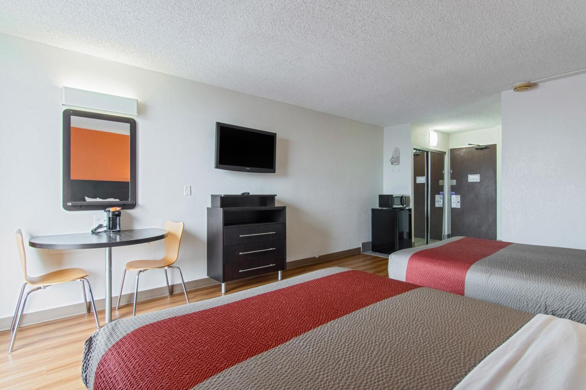 Motel 6 Atlanta GA Atlanta Airport Virginia Ave photo 48