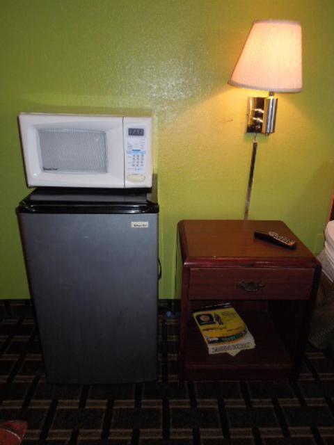Boulevard Inn photo 32