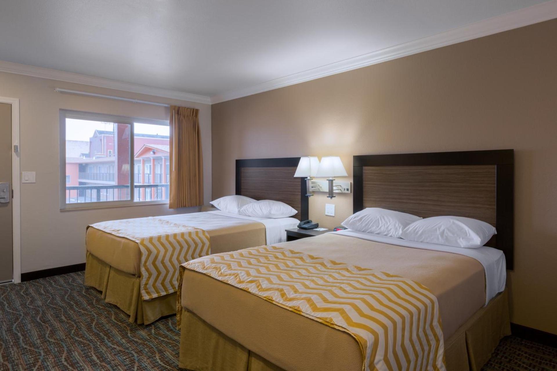 Travelodge by Wyndham Eureka photo 20