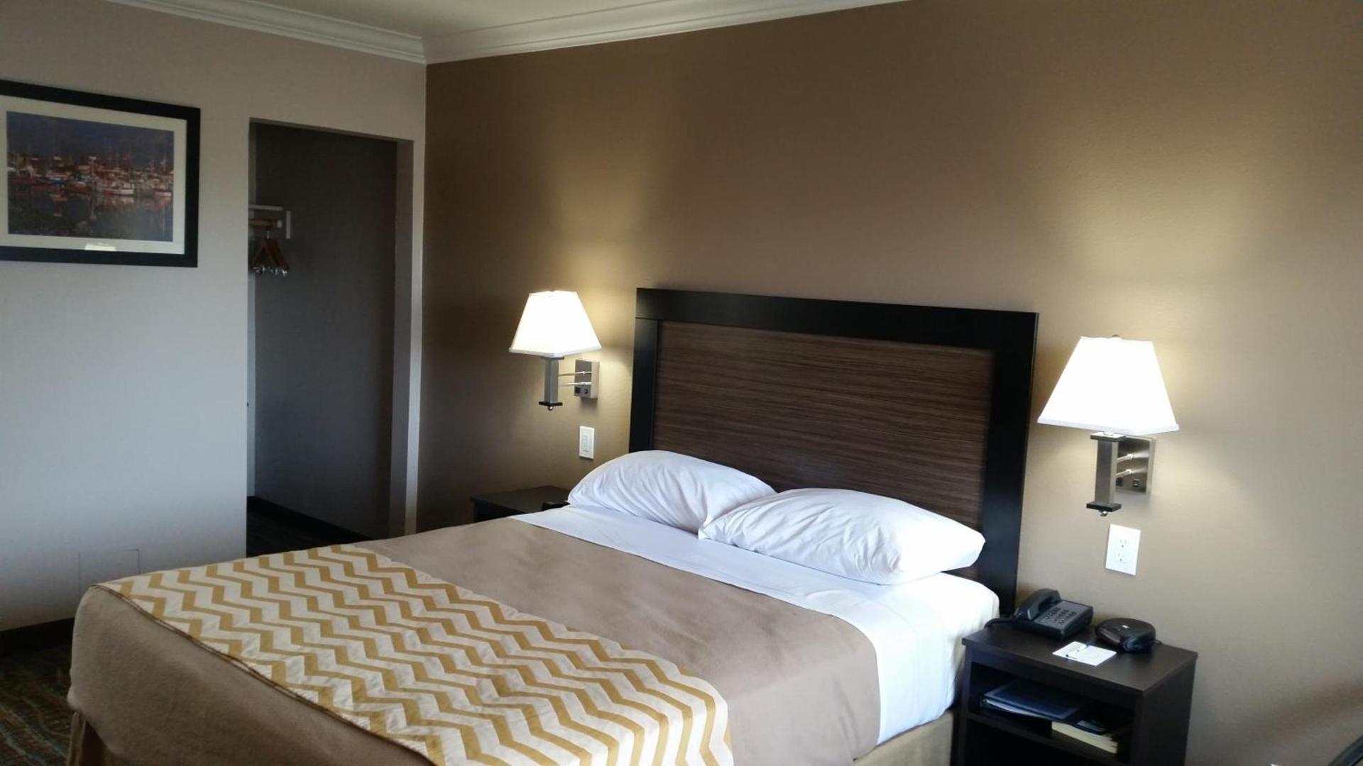 Travelodge by Wyndham Eureka photo 12