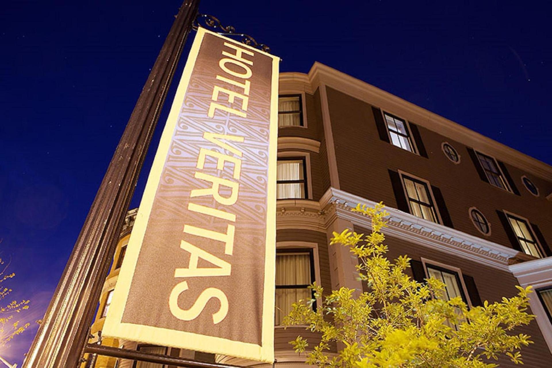 Hotel Veritas photo 25