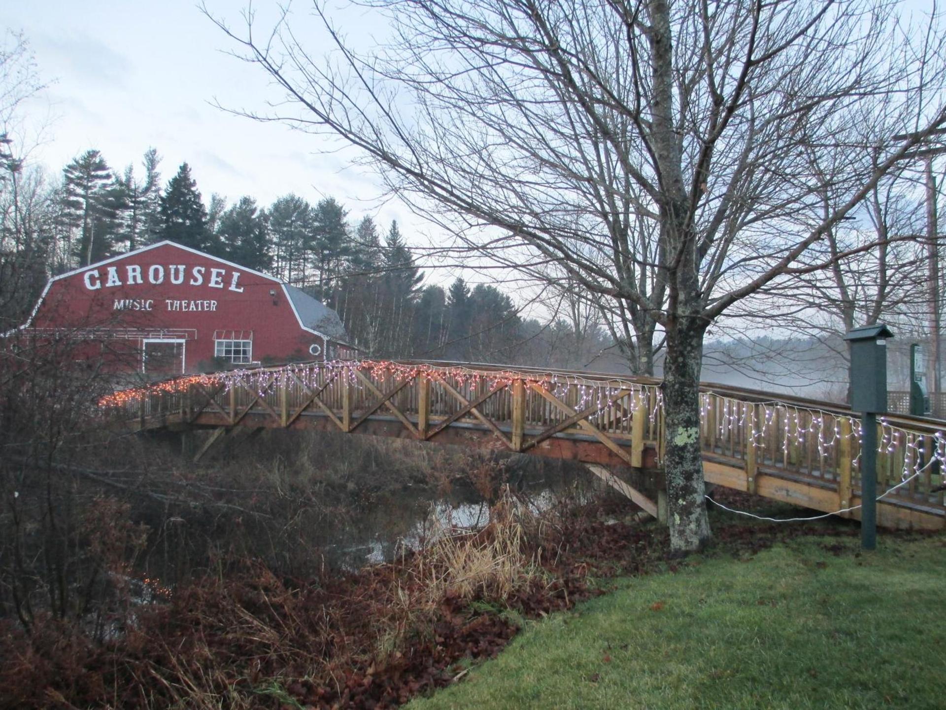 Flagship Inn photo 32
