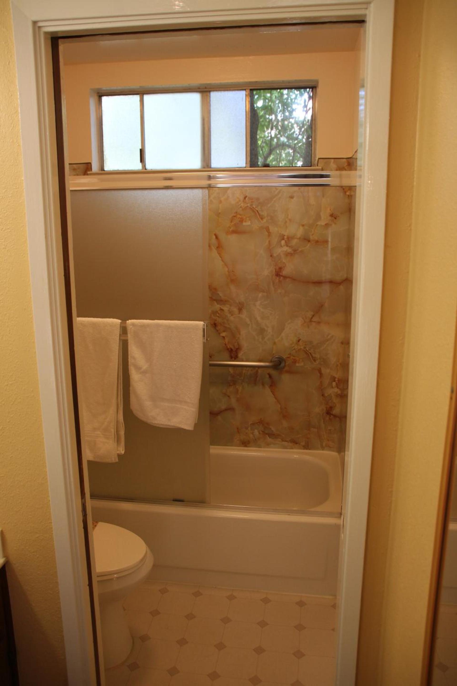 Villa Inn photo 17