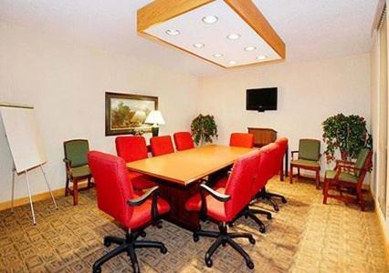 Days Inn by Wyndham Mocksville photo 30
