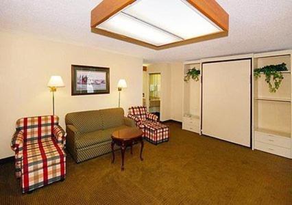 Days Inn by Wyndham Mocksville photo 39