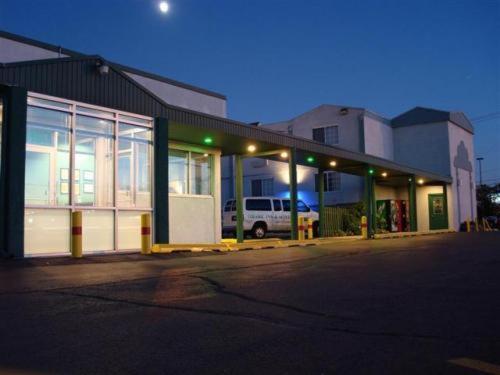 O'Hare Inn & Suites photo 24