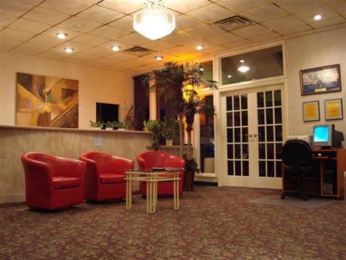 O'Hare Inn & Suites photo 8