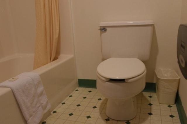 State Line Inn photo 7