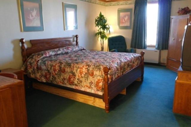 State Line Inn photo 9