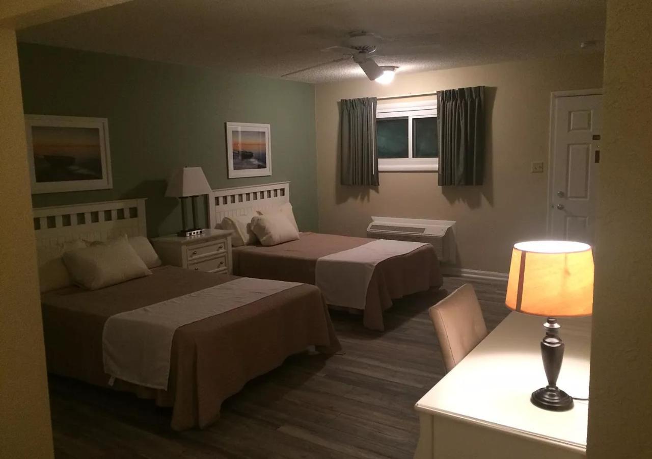 Point Pleasant Manor photo 19