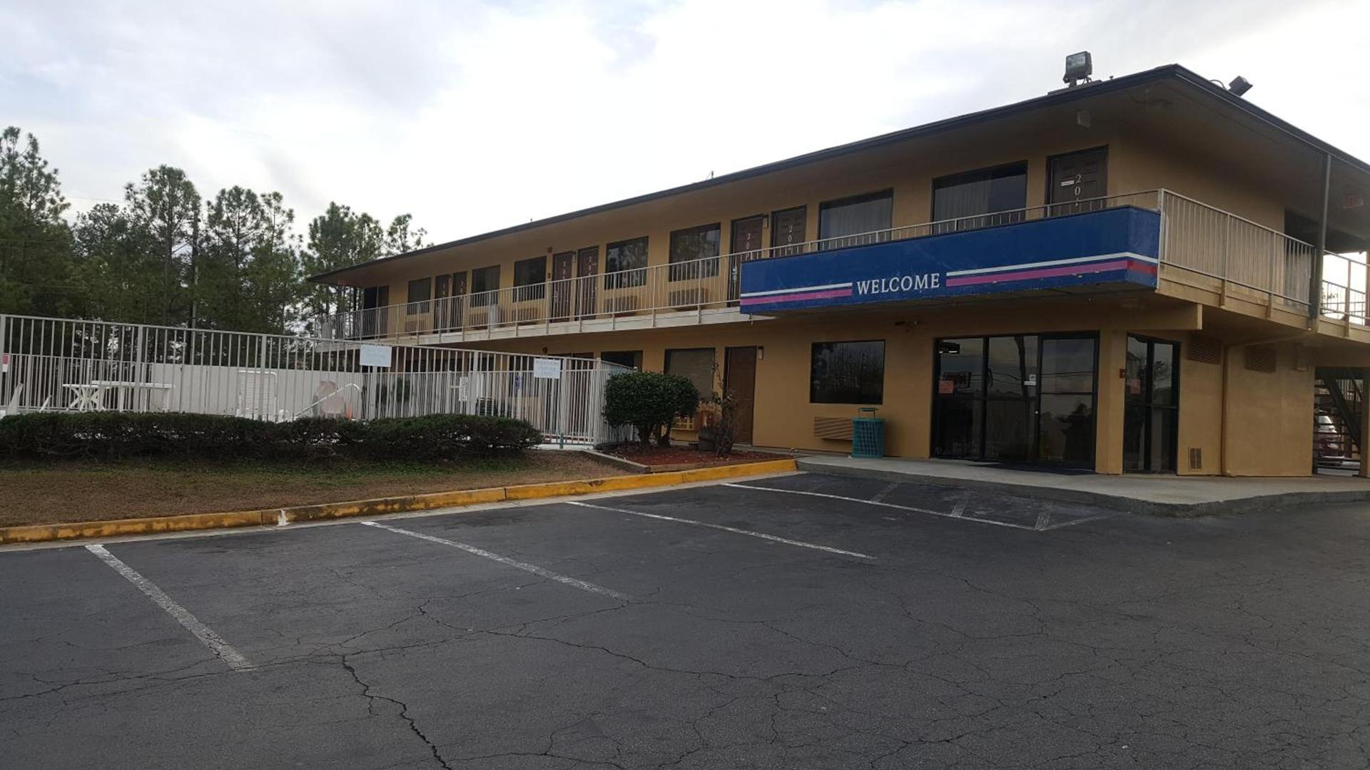 America's Best Inn - Macon photo 19