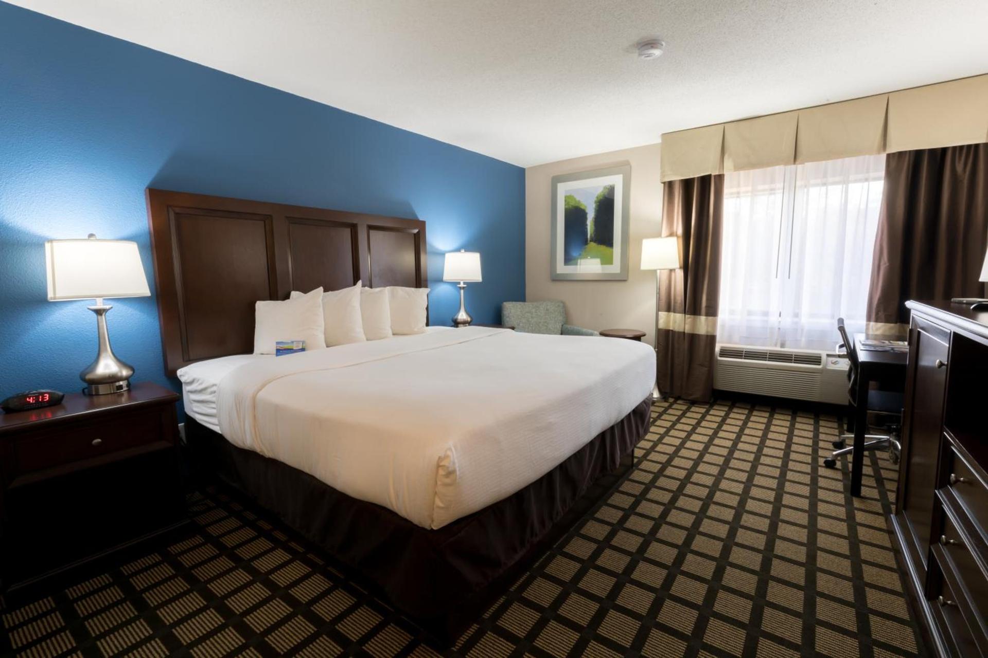 Baymont by Wyndham Detroit Airport/Romulus photo 36