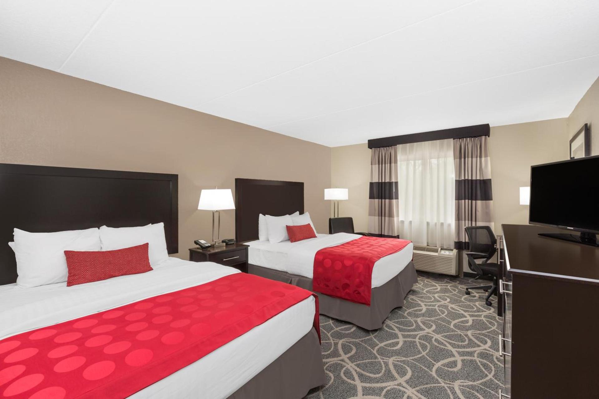 Clarion Inn Des Moines Airport photo 32