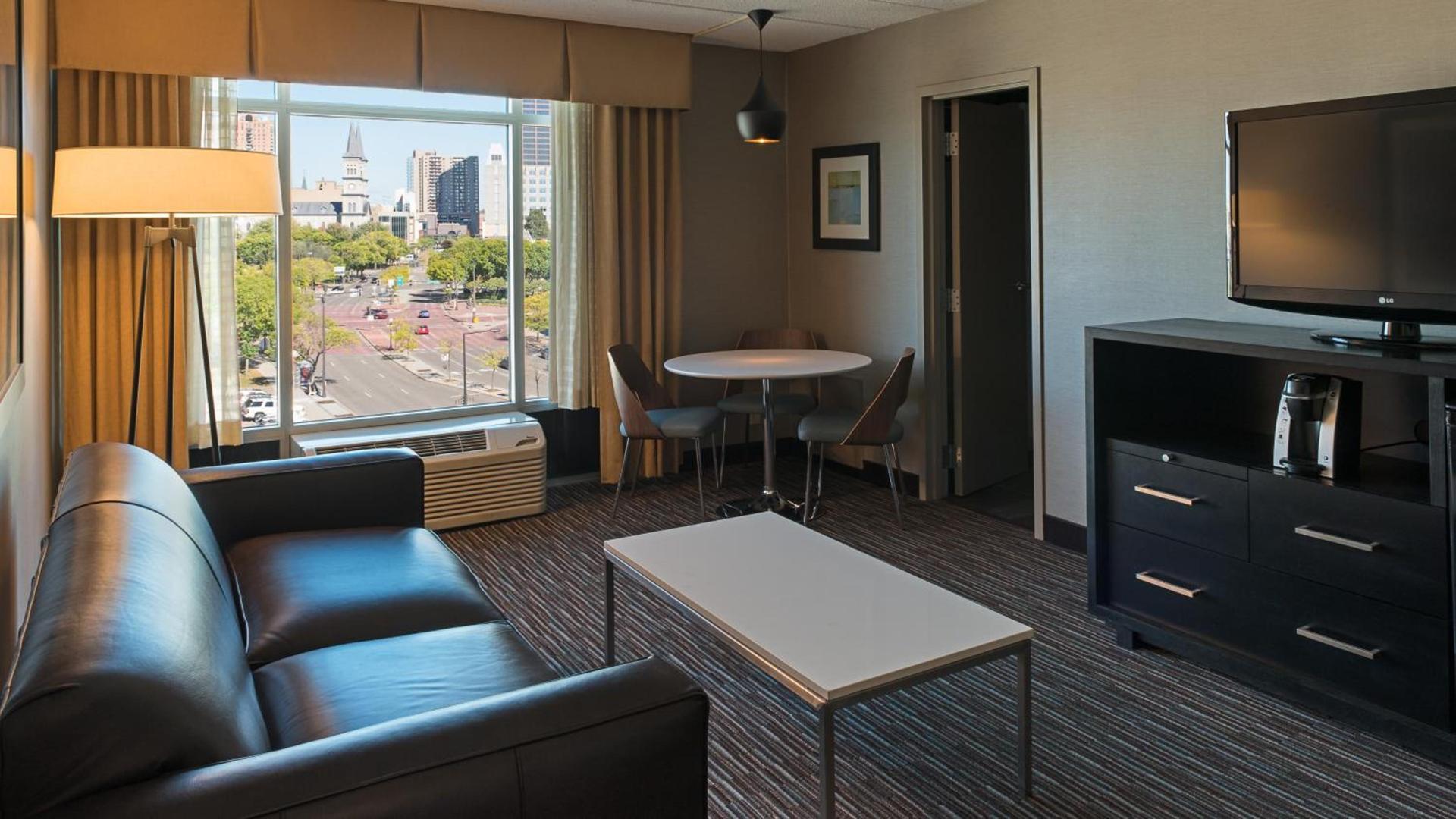 Holiday Inn St. Paul Downtown by IHG photo 2