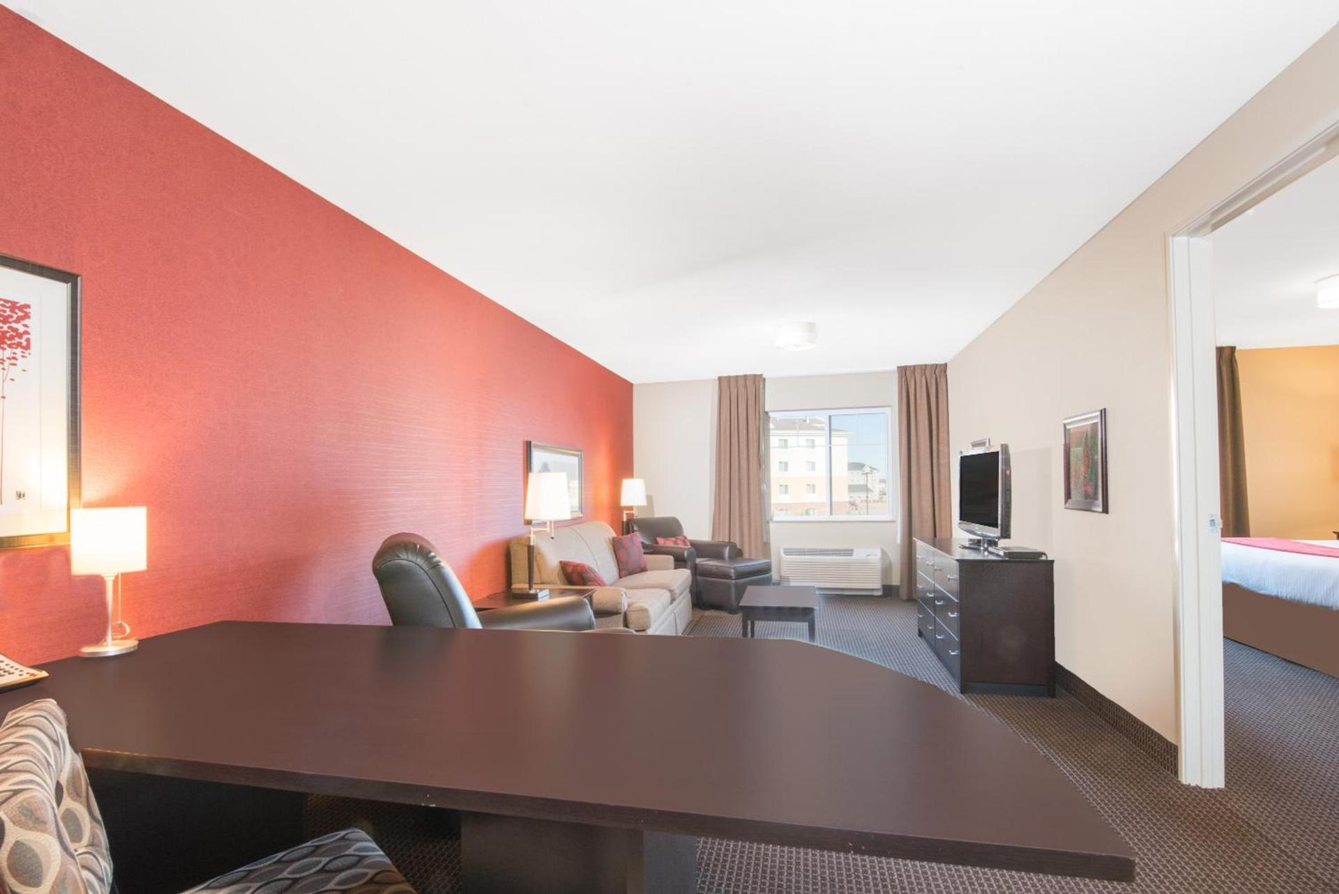 Hawthorn Suites by Wyndham Williston photo 46