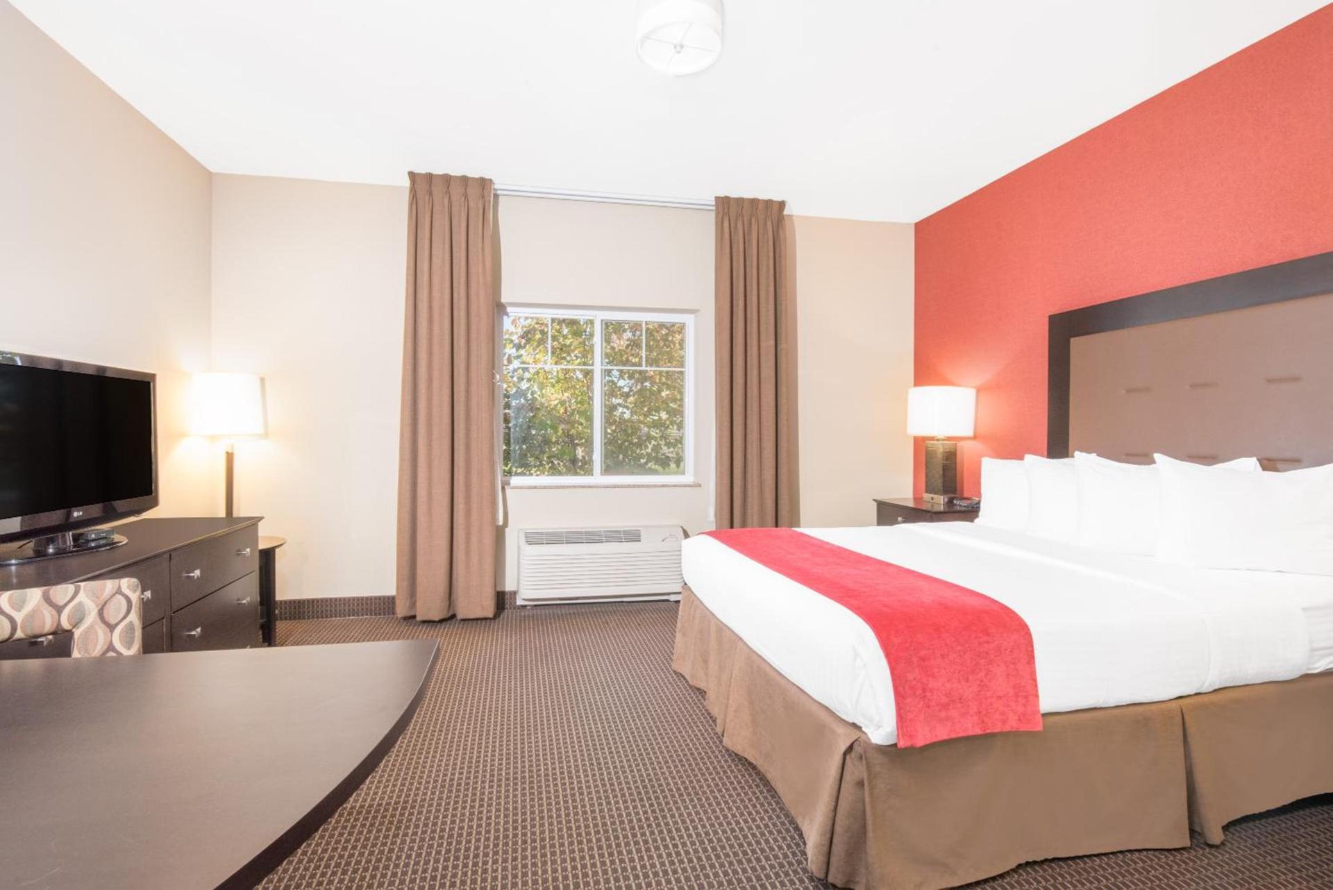 Hawthorn Suites by Wyndham Williston photo 45