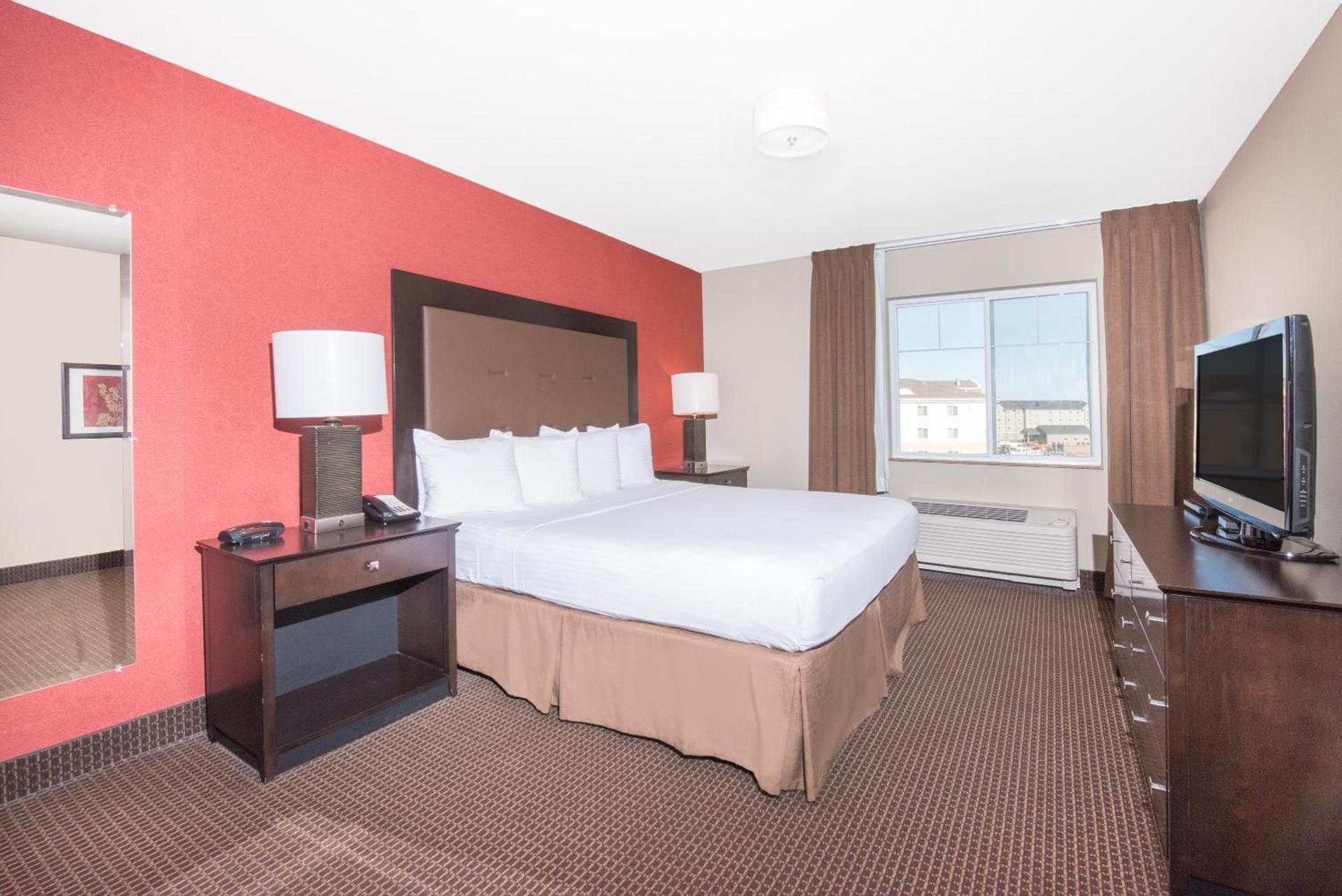 Hawthorn Suites by Wyndham Williston photo 31