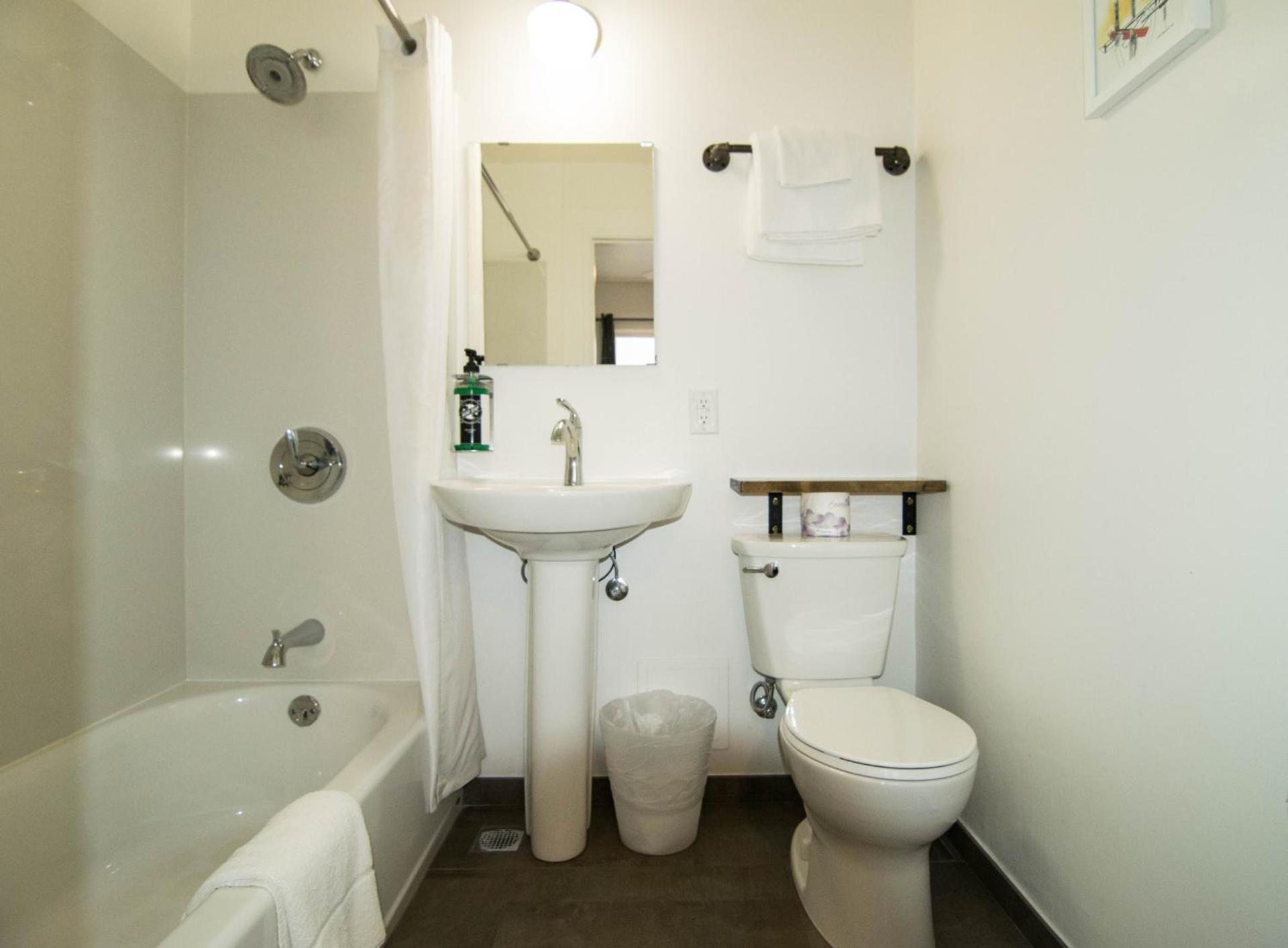 The Bartlett Hotel and Guesthouse photo 17