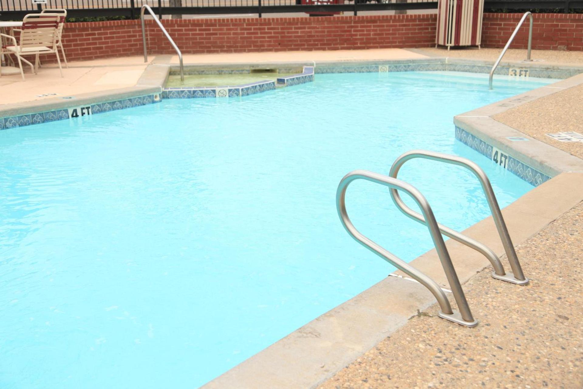 Plaza Inn Midland photo 16