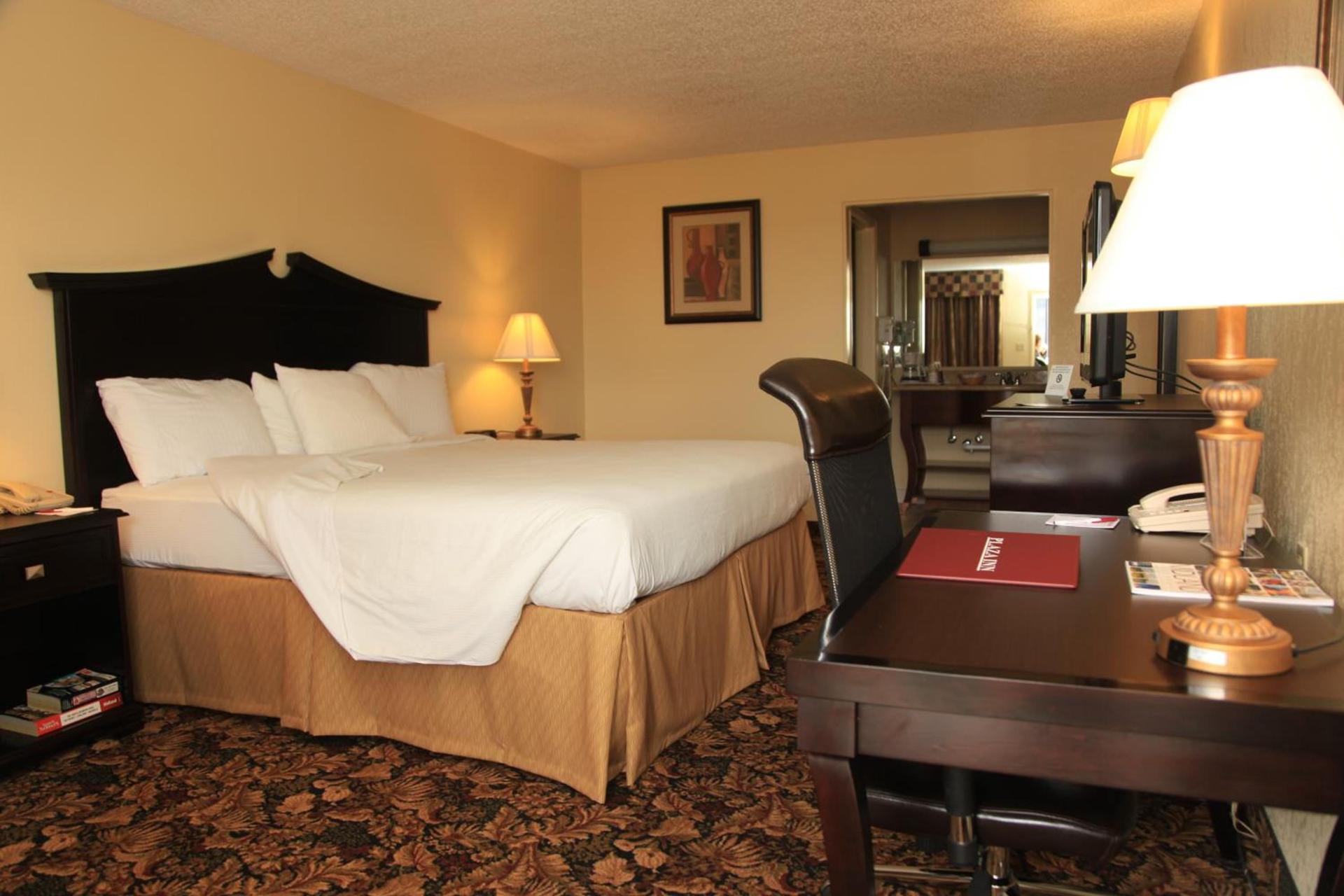 Plaza Inn Midland photo 18