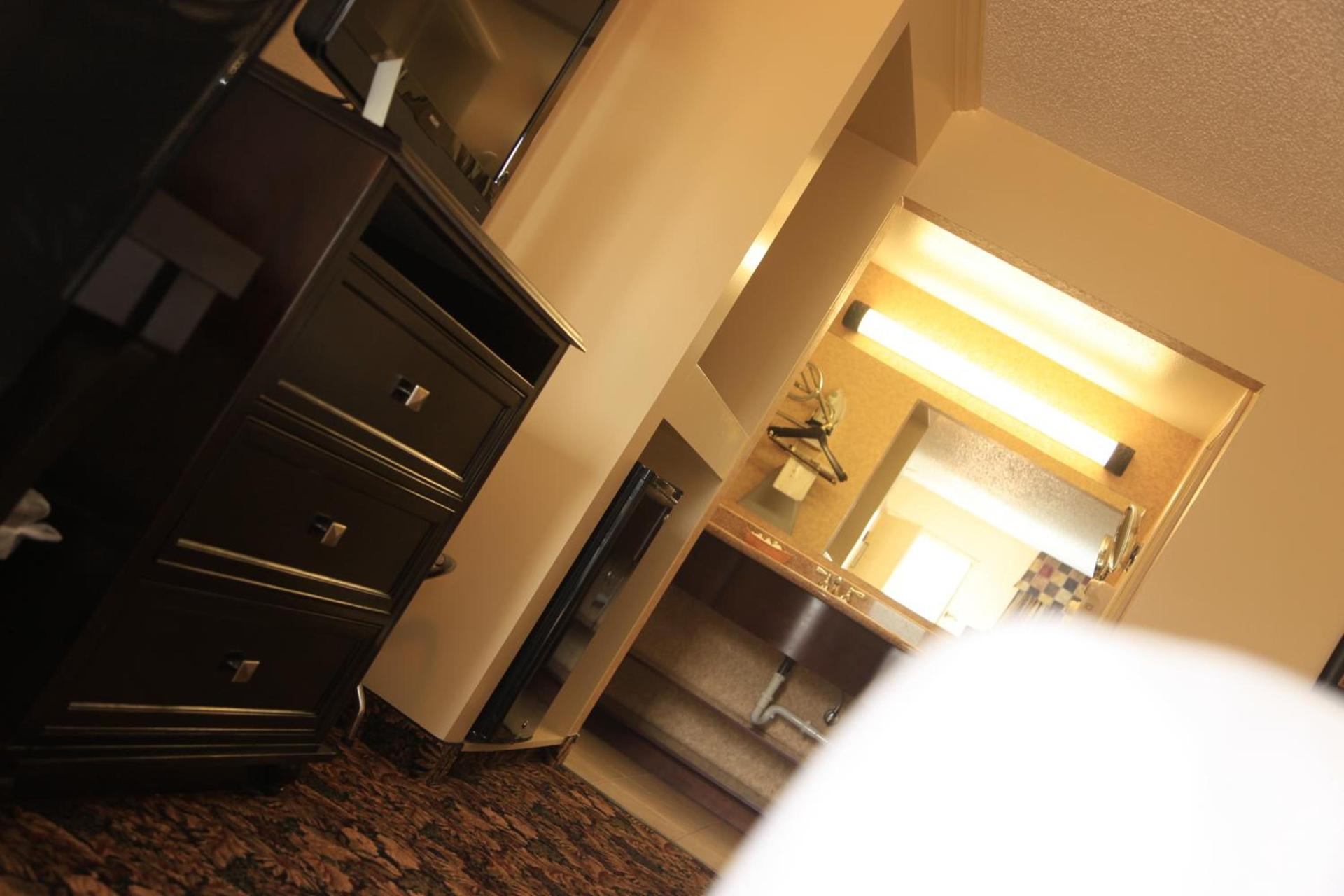 Plaza Inn Midland photo 8