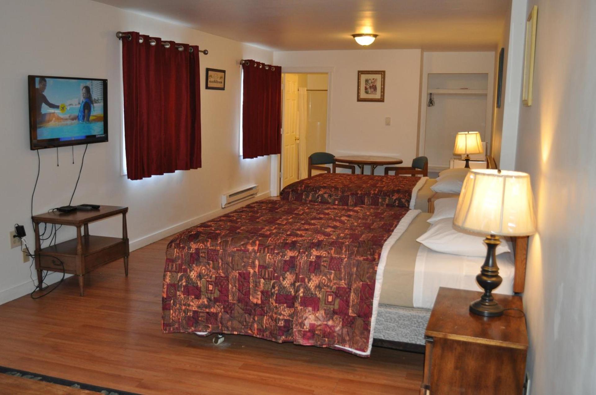 Golden Lion Motel photo 5