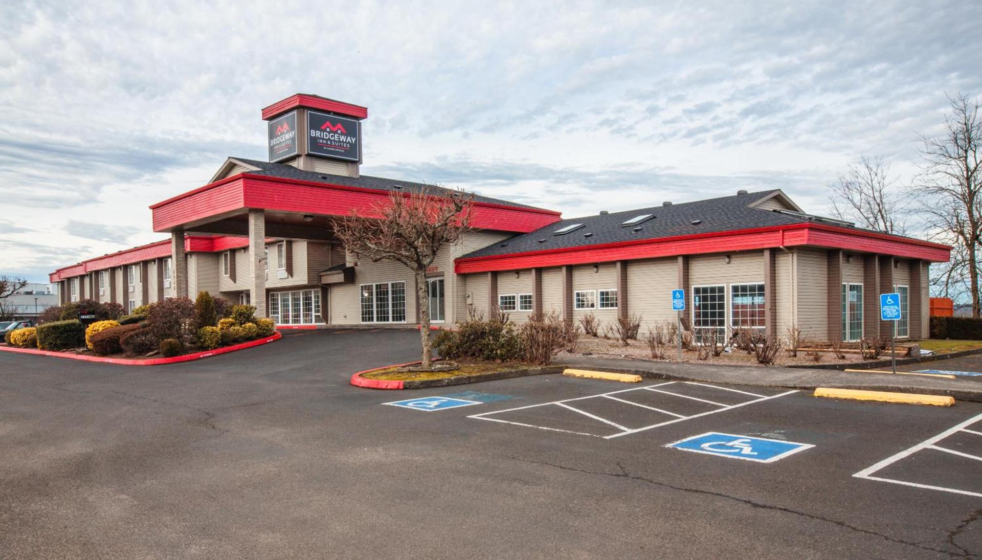 Bridgeway Inn & Suites - Portland Airport photo 4