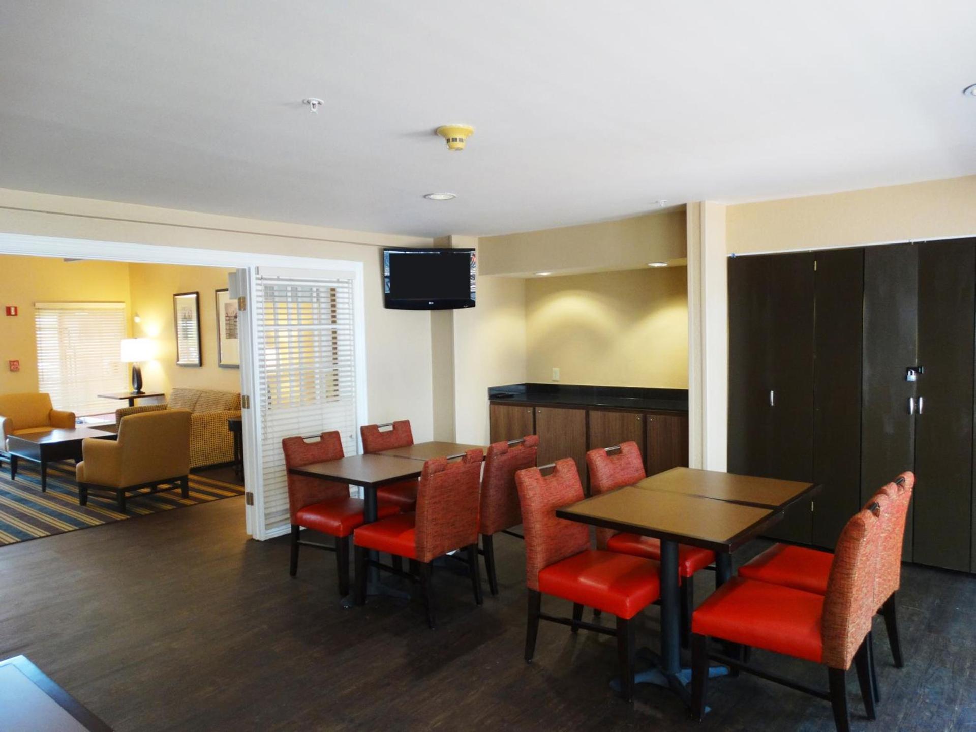 Studio 6 Extended Stay Fishkill Route 9 NY photo 44