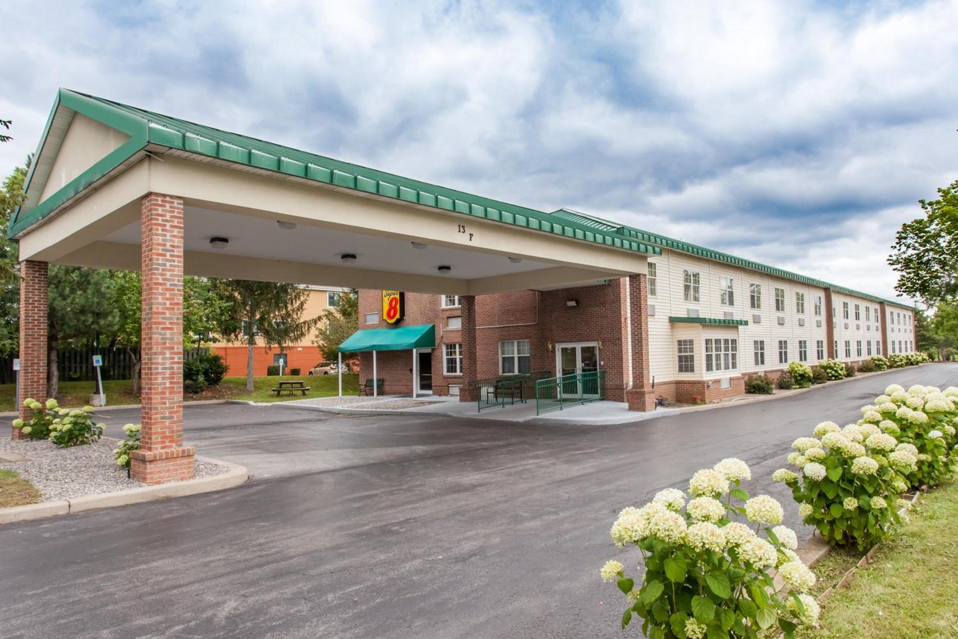 Syracuse Inn photo 10