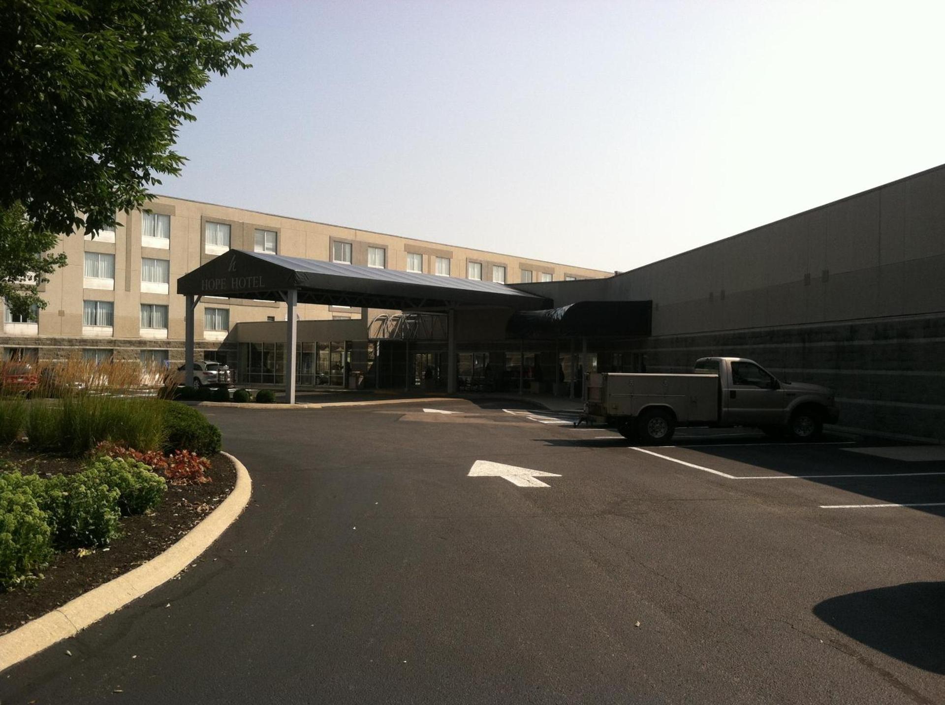 Hope Hotel and Richard C. Holbrooke Conference Center — hotel in Fairborn