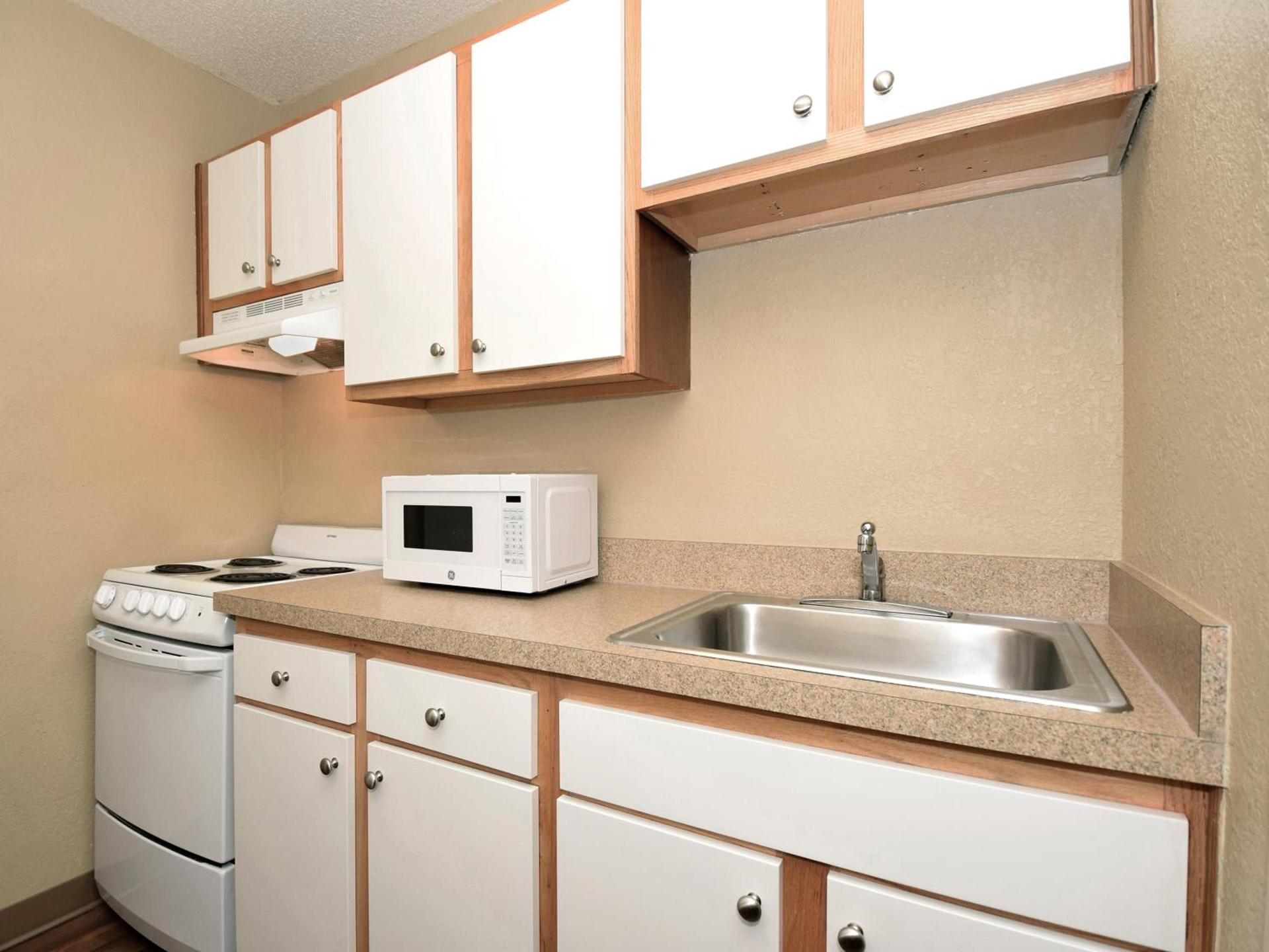 Suburban Studios Jackson North photo 11