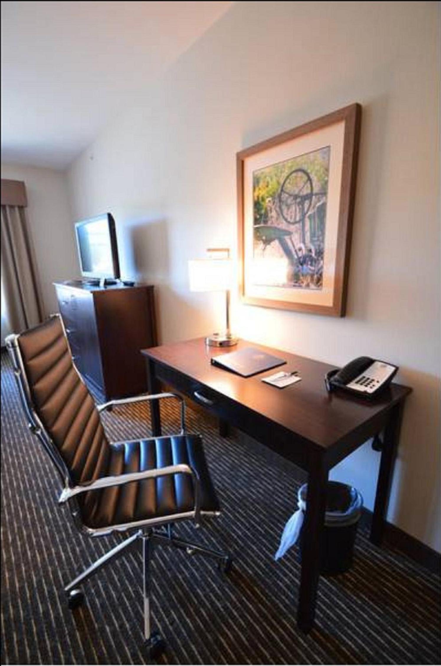Best Western Plus Dayton photo 53