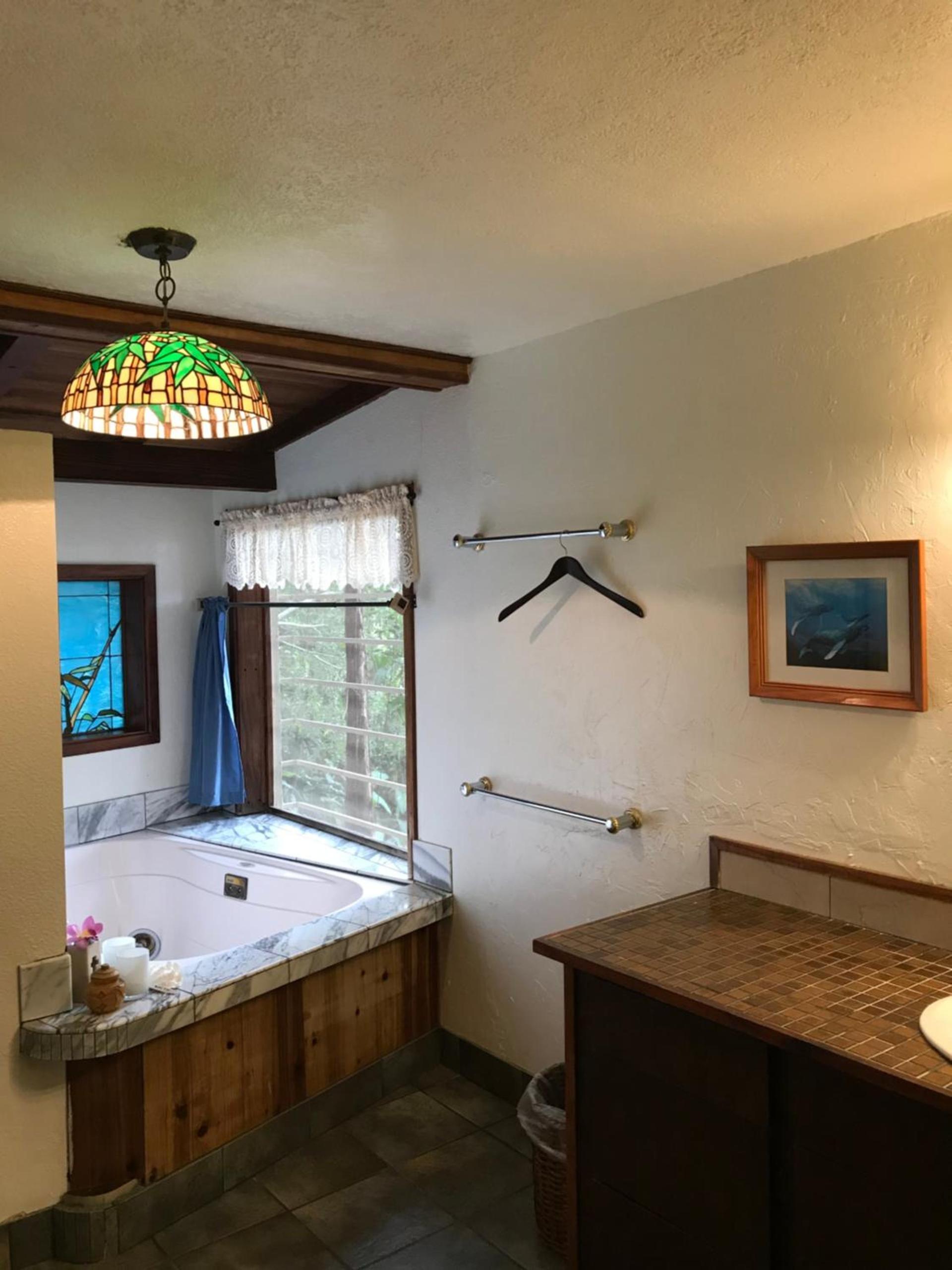 Hale Maluhia Country Inn photo 18