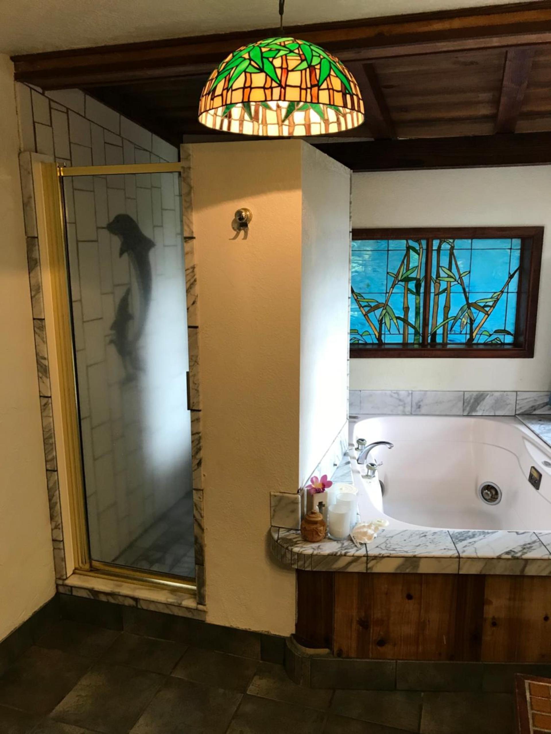 Hale Maluhia Country Inn photo 31