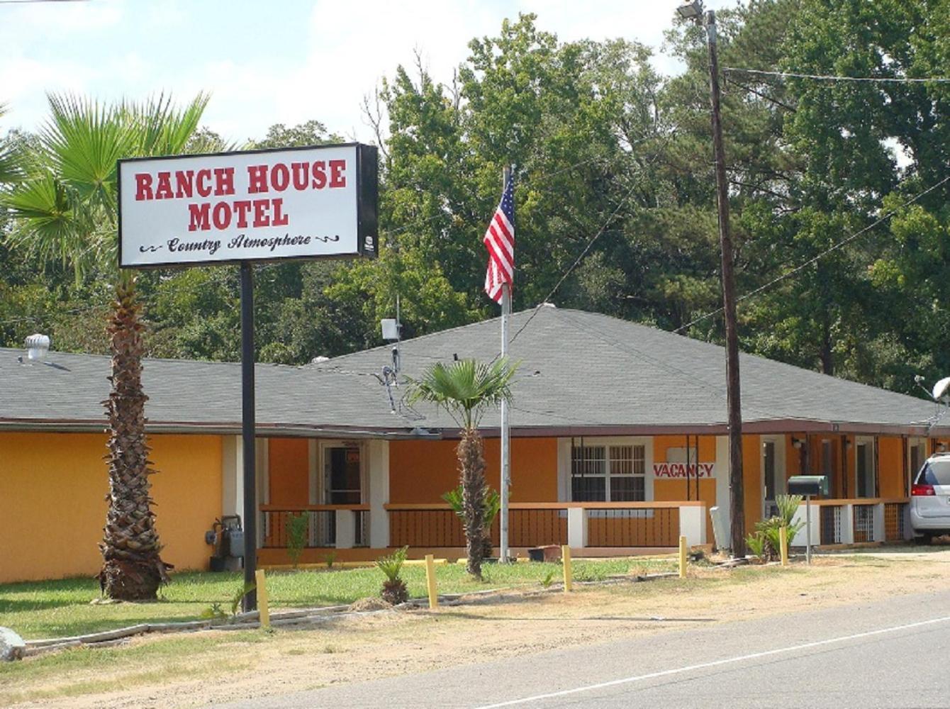 Ranch House Motel photo 1
