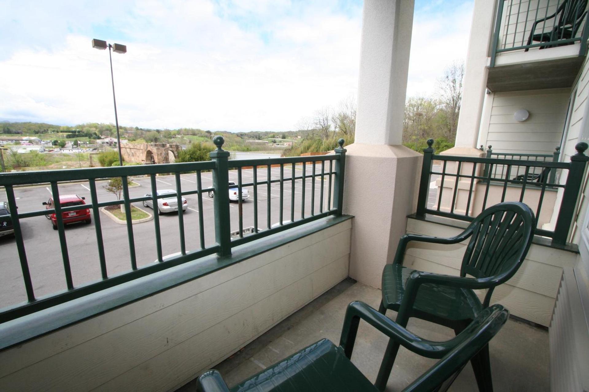 Holiday Inn Express Pigeon Forge – Sevierville by IHG photo 2