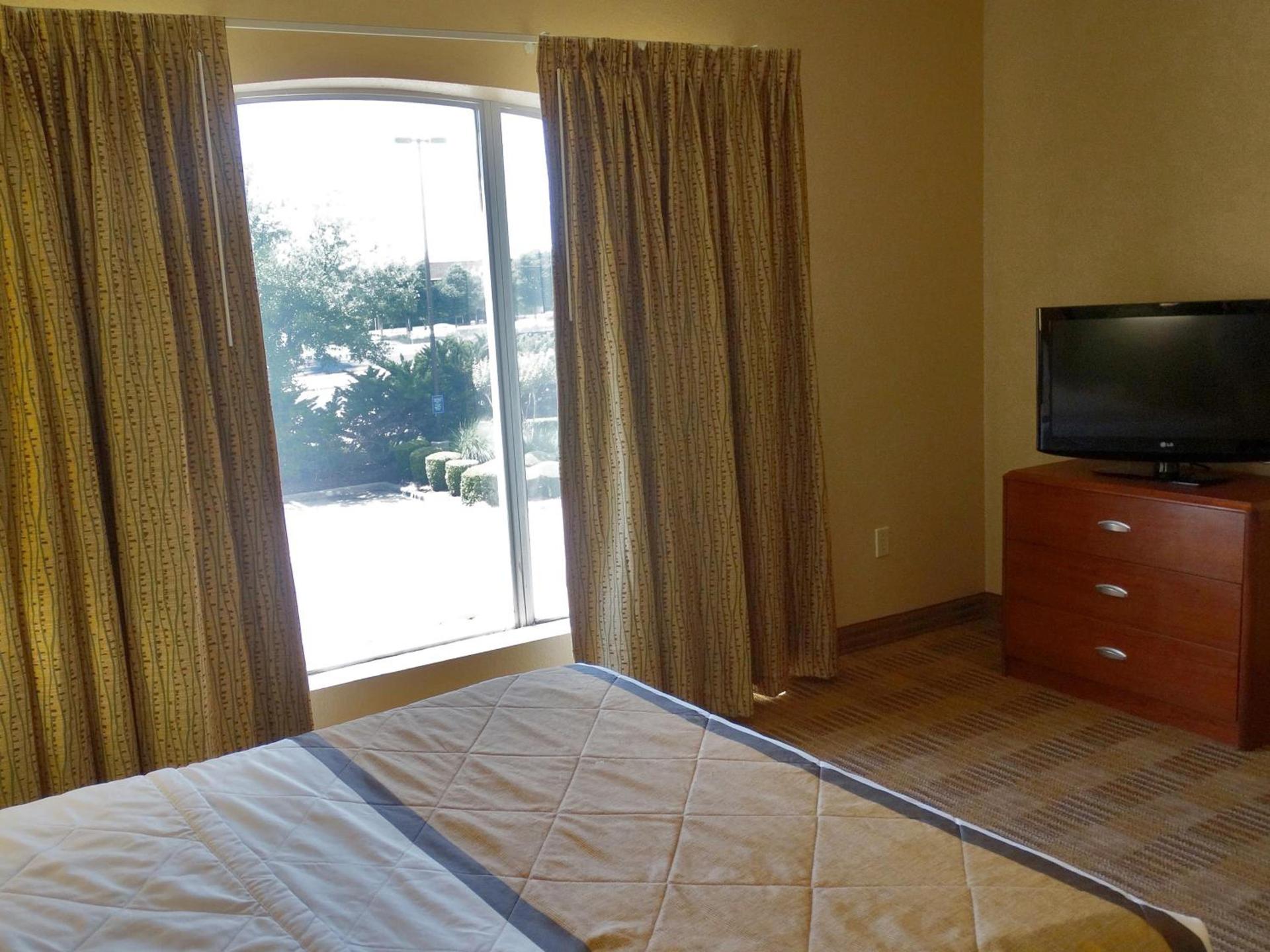 Extended Stay America Suites - Bakersfield - Chester Lane photo 42