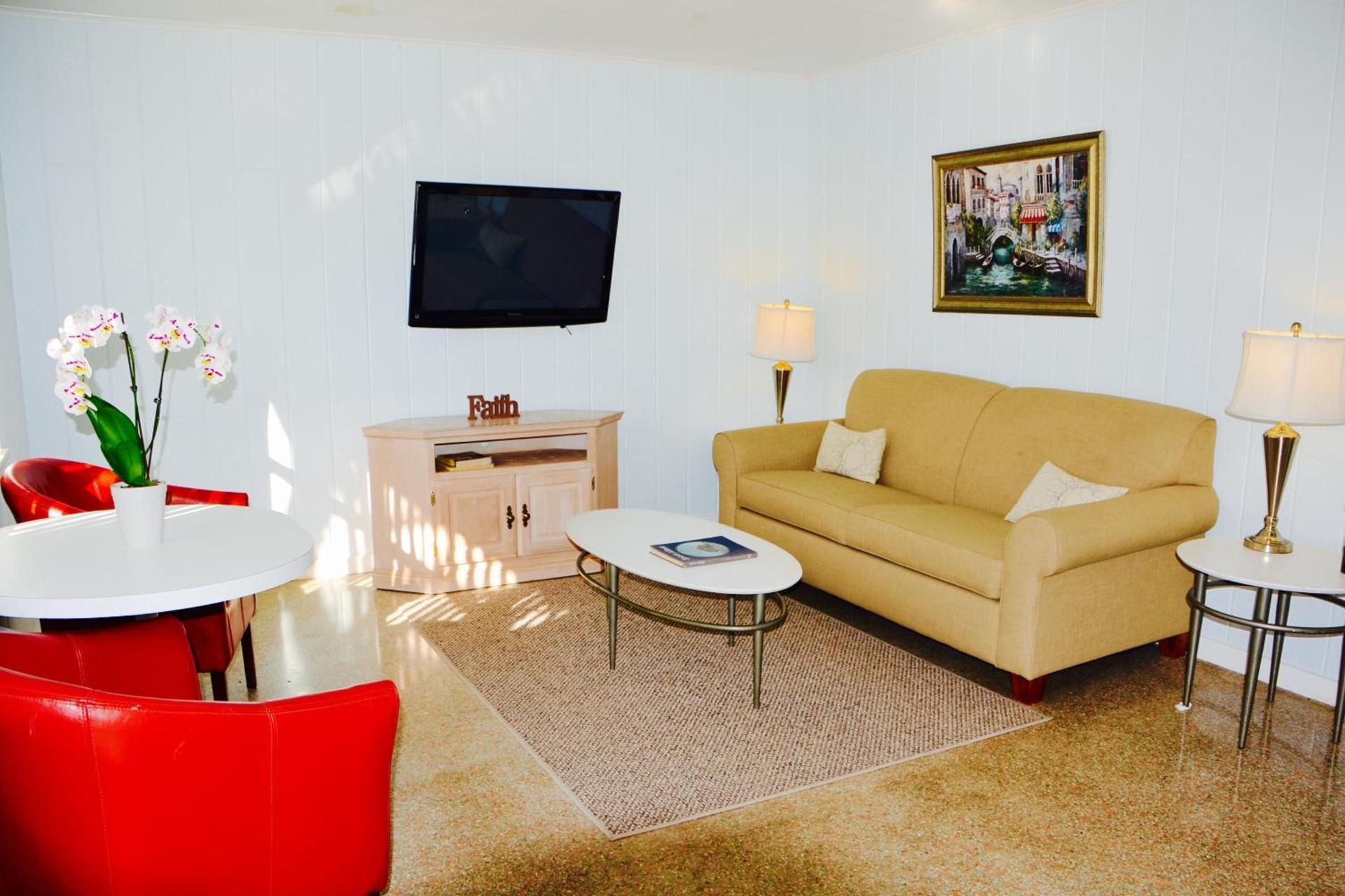 Sea Turtle Inn photo 58