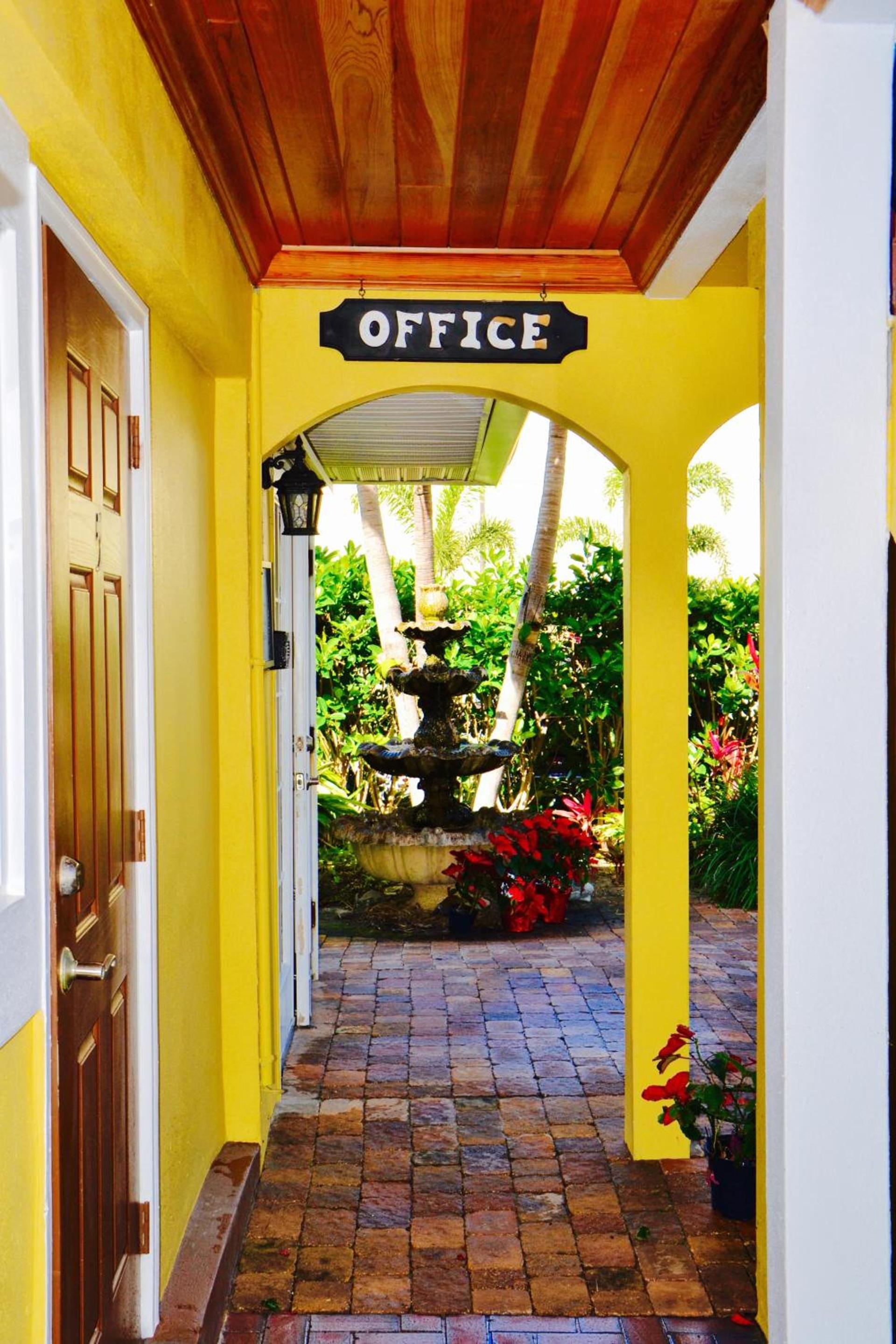 Sea Turtle Inn photo 7